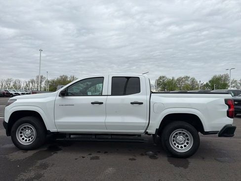 Used 2024 Chevrolet Colorado W/T w/ WT Convenience Package image 11