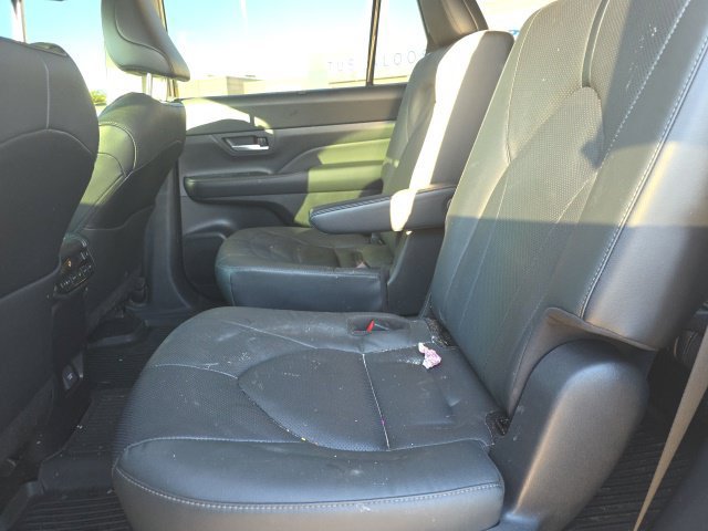 Used 2025 Toyota Grand Highlander AWD Hybrid image 10