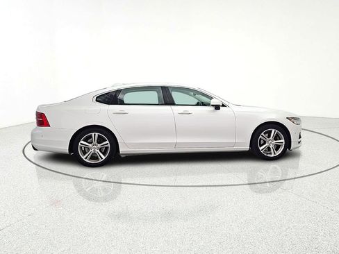 Used 2018 Volvo S90 T5 Momentum w/ Convenience Package AWD/4WD image 7