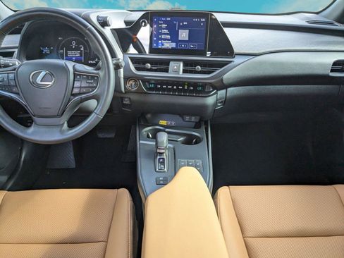 Certified 2025 Lexus UX 300h FWD w/ Accessory Package (Z1) image 19