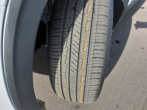 New 2026 Volkswagen Atlas SE image 27