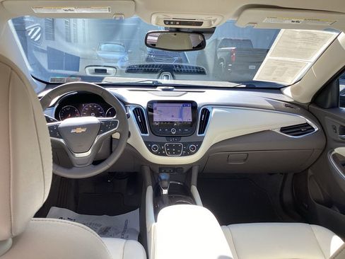 Used 2023 Chevrolet Malibu LT FWD image 29