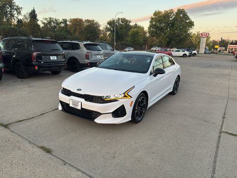 Used 2021 Kia K5 GT-Line w/ GT-Line FWD Premium Package image 2