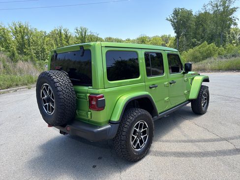 Used 2025 Jeep Wrangler Unlimited Rubicon w/ Steel Bumper Group AWD/4WD image 5