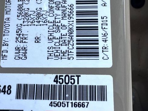 Used 2019 Toyota Tacoma TRD Off-Road image 4