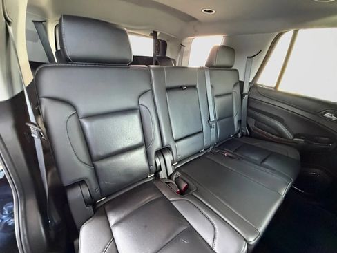 Used 2018 GMC Yukon SLT w/ Open Road Package AWD/4WD image 19