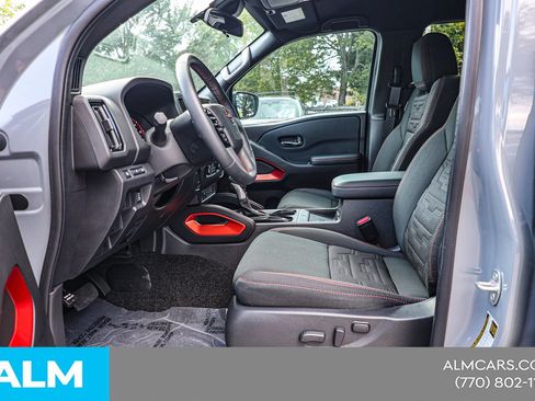 Used 2025 Nissan Frontier Pro-X w/ Pro Convenience Package RWD image 17
