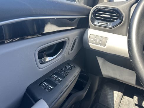Used 2024 Honda Pilot Touring image 27