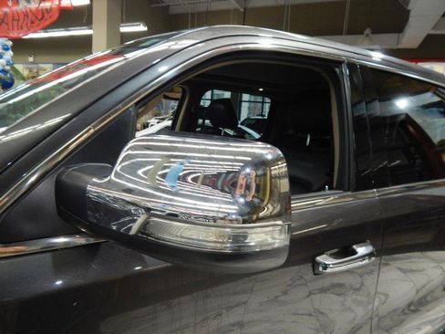 Used 2019 RAM 1500 Laramie image 13