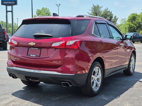 Used 2018 Chevrolet Equinox LT w/ Sun & Infotainment Package AWD/4WD image 3