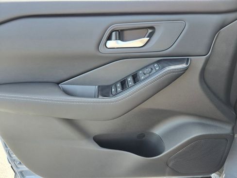 New 2026 Nissan Rogue SV w/ Cold Weather Package image 11