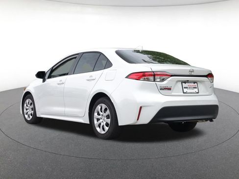 Used 2026 Toyota Corolla LE FWD image 3
