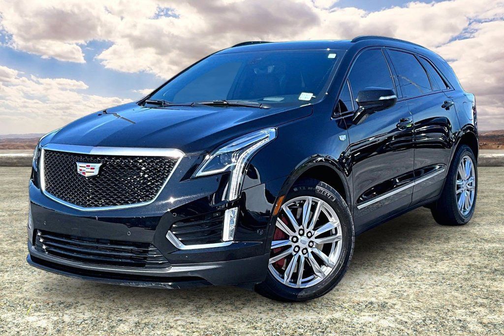 Used 2023 Cadillac XT5 Sportv w/ Technology Package AWD/4WD image 3