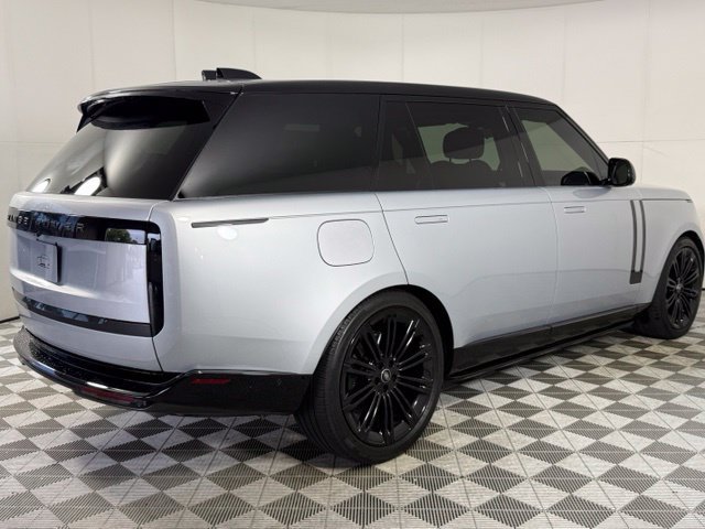 Certified 2025 Land Rover Range Rover Long Wheelbase SE AWD/4WD image 7