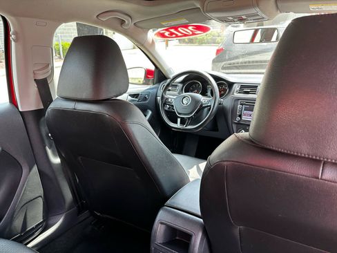 Used 2015 Volkswagen Jetta SE FWD image 24