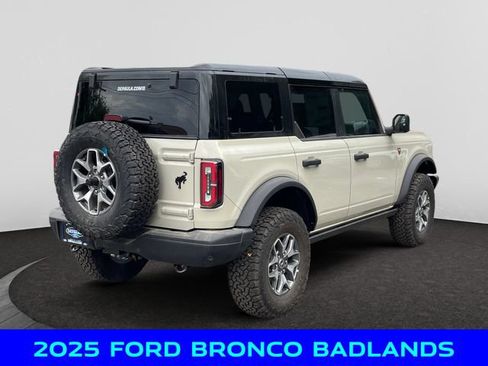 New 2025 Ford Bronco Badlands AWD/4WD image 6