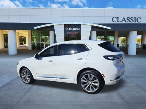 Used 2022 Buick Envision Avenir w/ Technology Package II image 6