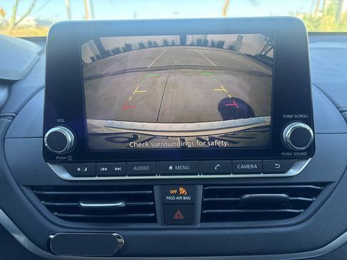 Used 2019 Nissan Altima 2.5 SV FWD image 24
