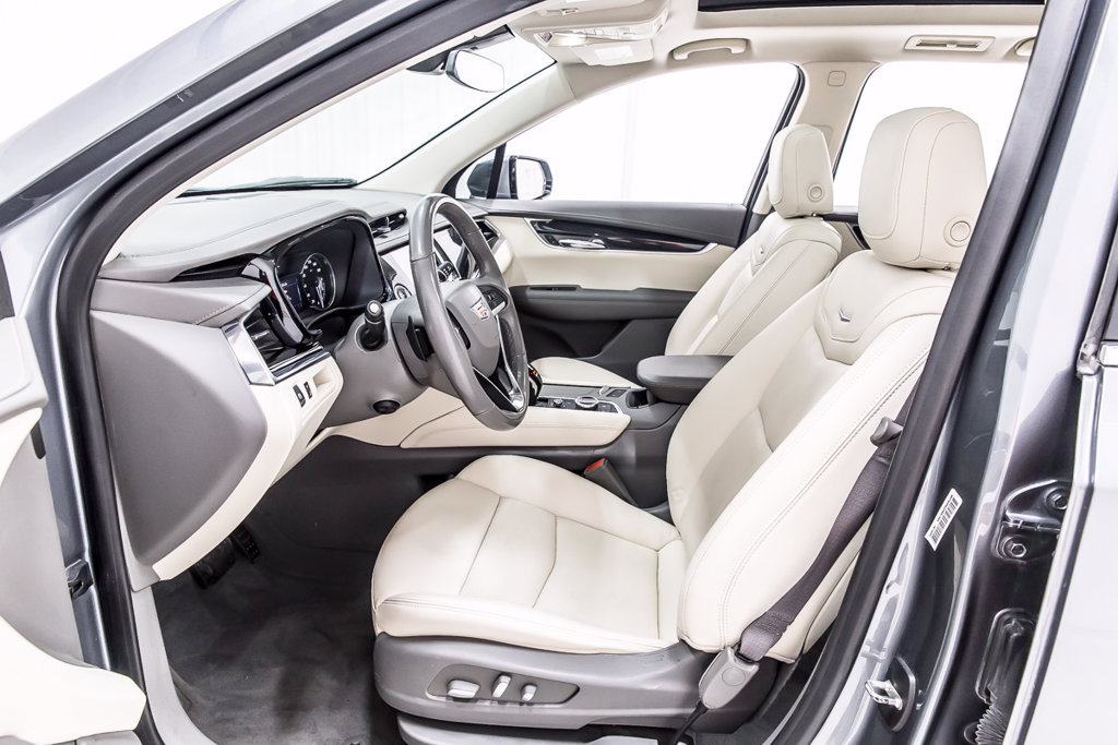 Used 2022 Cadillac XT6 Premium Luxury FWD image 28