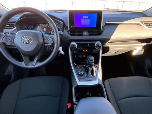 Used 2025 Toyota RAV4 LE image 12
