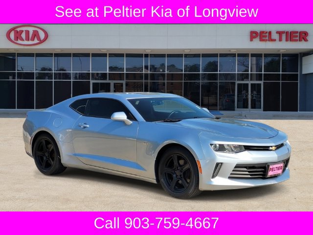 Used 2017 Chevrolet Camaro LT RWD image 1