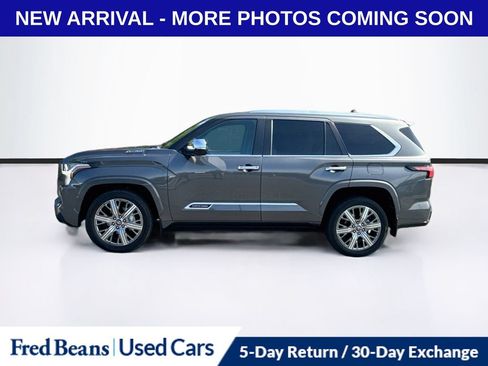 Used 2025 Toyota Sequoia Capstone AWD/4WD image 4