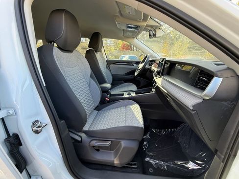 New 2025 Volkswagen Tiguan S image 24