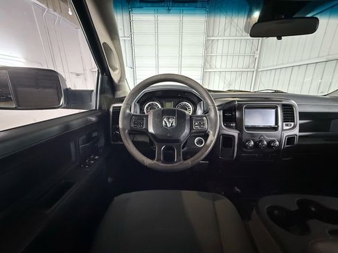 Used 2017 RAM 2500 Tradesman w/ Popular Equipment Group image 39