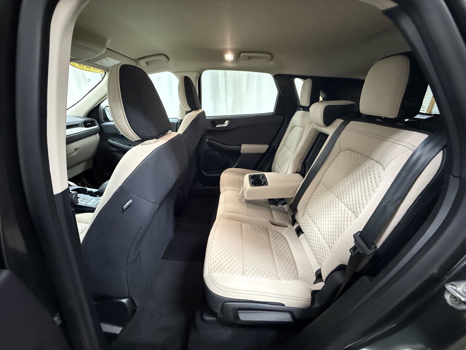 Used 2020 Ford Escape SE AWD/4WD image 5