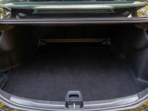 Used 2025 Mercedes-Benz C 300 4MATIC Sedan image 23