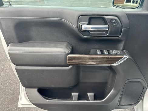 Used 2020 Chevrolet Silverado 1500 LT w/ Texas Edition image 37