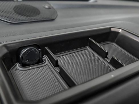 Used 2023 Toyota Tundra Limited image 28