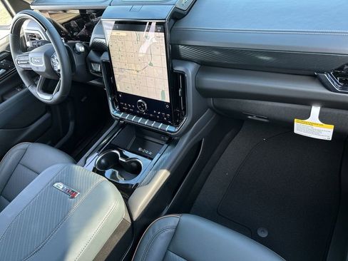 New 2026 GMC Yukon AT4 w/ AT4 Premium Plus Package image 30