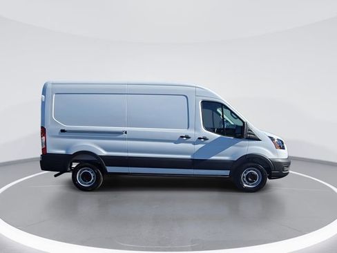 New 2026 Ford Transit 250 148 Medium Roof w/ Load Area Protection Package image 9