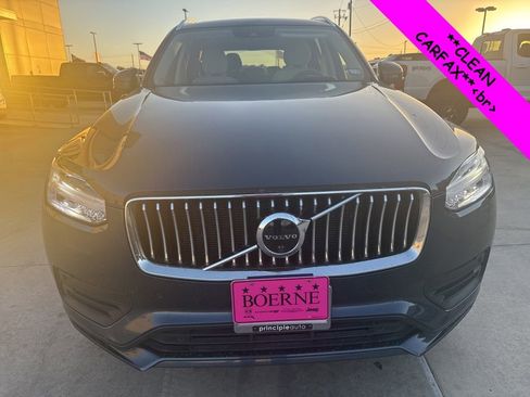 Used 2021 Volvo XC90 T6 Momentum w/ Protection Package Premier image 5