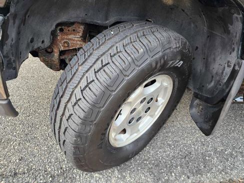 Used 2003 Chevrolet Silverado 1500 LT w/ Suspension Package, Off-Road image 9