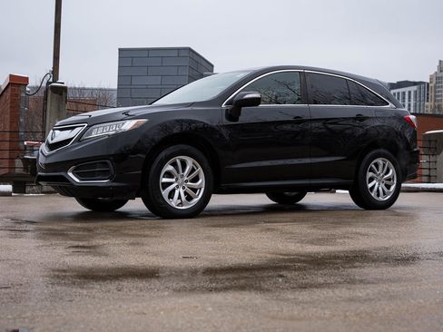 Used 2018 Acura RDX w/ Technology Package image 3