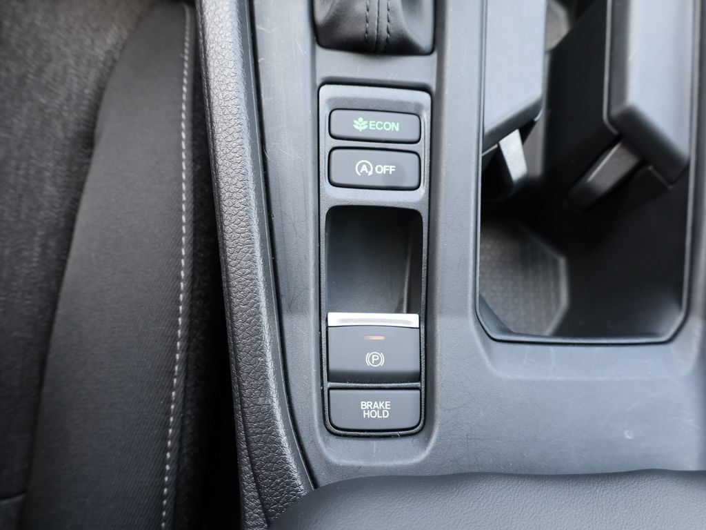 Used 2025 Honda Accord SE image 24