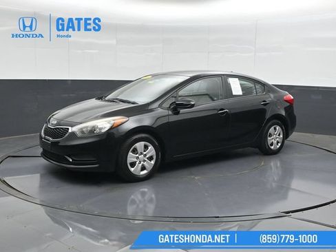 Used 2016 Kia Forte LX w/ LX Popular Package FWD image 6