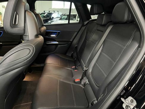 Used 2026 Mercedes-Benz GLC 300 4MATIC image 20