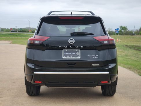 New 2026 Nissan Rogue Platinum AWD/4WD image 8