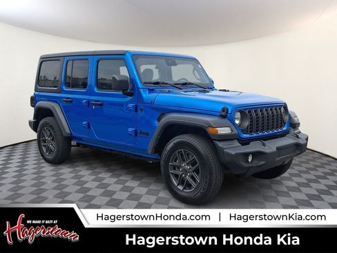 Used 2024 Jeep Wrangler Unlimited Sport AWD/4WD image 1