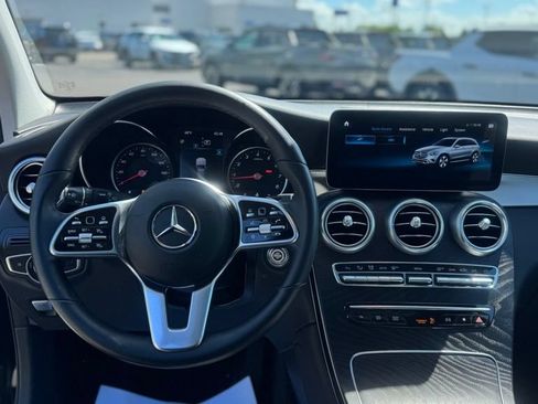 Used 2022 Mercedes-Benz GLC 300 4MATIC image 15