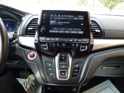 Used 2024 Honda Odyssey Sport image 31