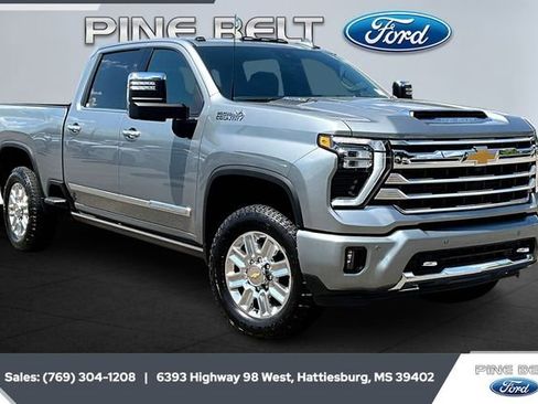 Used 2025 Chevrolet Silverado 2500 High Country w/ High Country Premium Package image 1