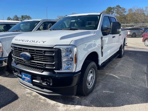 New 2026 Ford F250 XL image 2