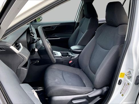 Used 2020 Toyota RAV4 LE w/ All Weather Liner Package FWD image 8