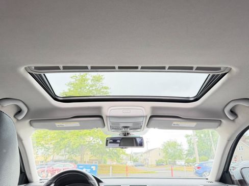 Used 2013 Volkswagen Passat 2.5 SE FWD image 31