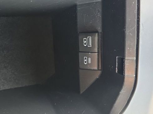 Used 2023 Toyota Camry LE image 35