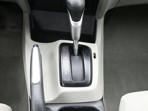 Used 2012 Honda Civic Hybrid Sedan image 22